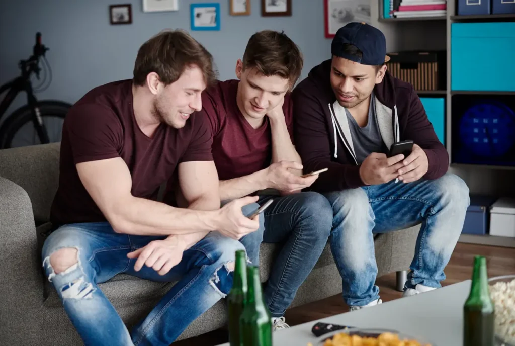 3 guys sports betting mobile phones